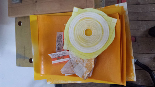 geel papier